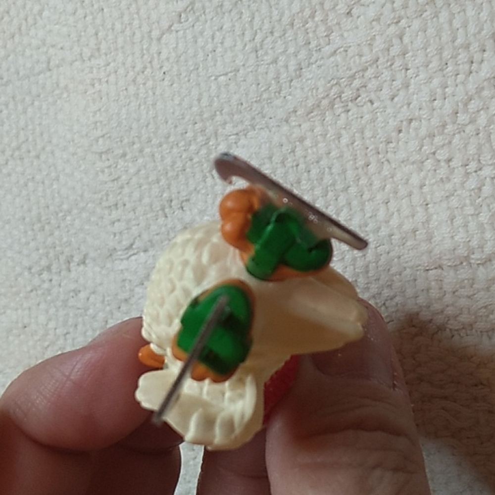 Vintage Hallmark Keepsake Ornament from 1985 Ice-Skating Owl - Picture 8 of 9